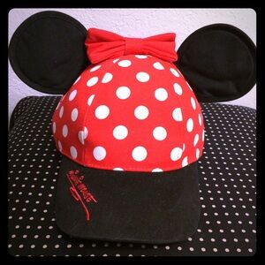 Disney Minnie Mouse hat